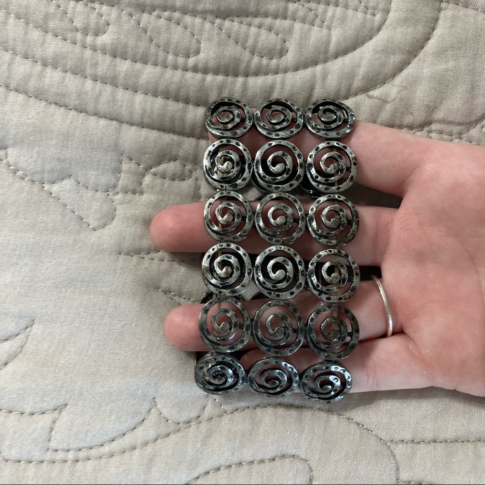 Chunky costume jewelry bracelet